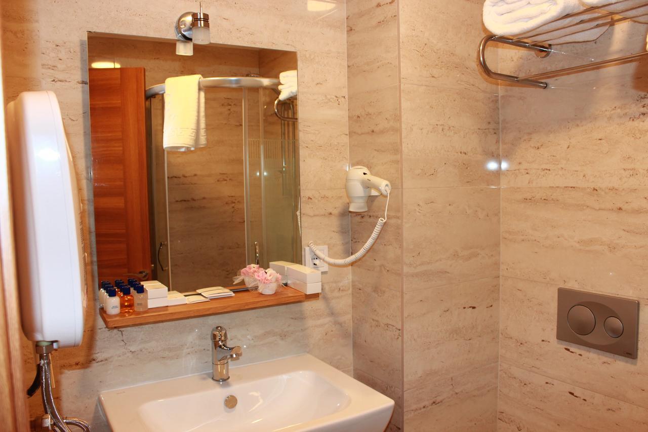 Imerhan Otel Kuşadası Buitenkant foto